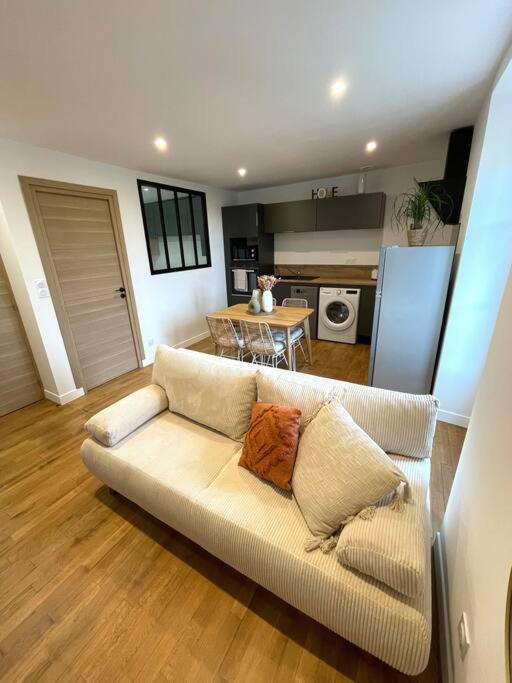 Vitré Appartement Calme Et Cosy Proche Centre Vue Chateau מראה חיצוני תמונה
